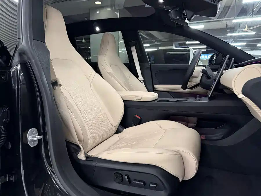 900x675_0_q87_c42_autohomecar__Chto52kGKLqASJZ2AAUYYIsFwqw043.jpg.webp Used NIO ET5T 2024 model 75kWh Touring