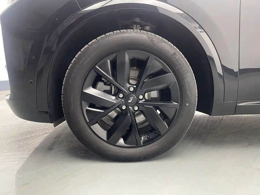 900x675_0_q87_c42_autohomecar__Chto52kIHWiAe3u-AATfulJ2JRU239.jpg.webp Used Li Auto L8 2023 Pro