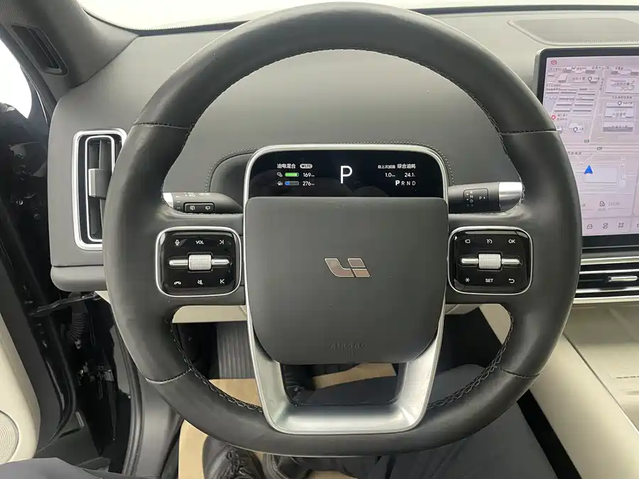 900x675_0_q87_c42_autohomecar__Chto52kIHXKASTgEAAT07YE1FzI675.jpg.webp Used Li Auto L8 2023 Pro