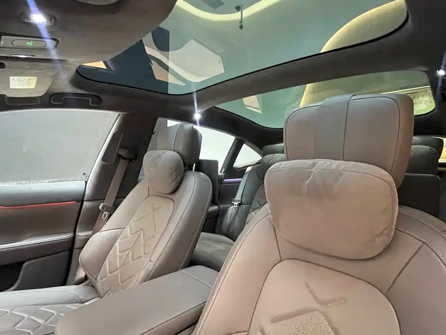 900x675_0_q87_c42_autohomecar__Chto52kPA8GAZXE3AAZrJoCESRU342.jpg.webp Used NIO ET7 2024 75kWh Executive Signature Edition