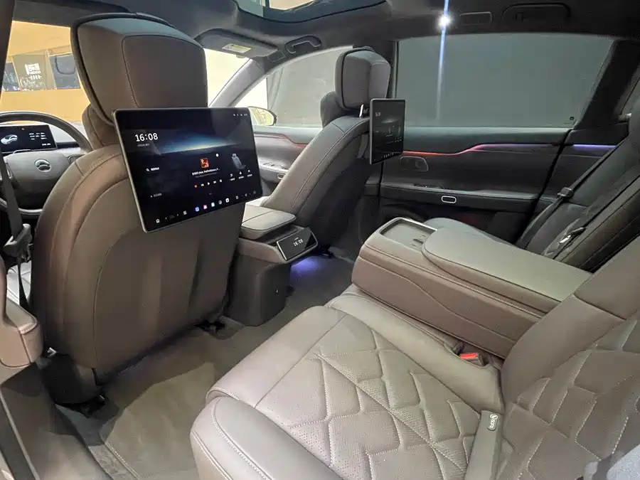 900x675_0_q87_c42_autohomecar__Chto52kPA8mAOUIAAAeZkurlnkw160.jpg.webp Used NIO ET7 2024 75kWh Executive Signature Edition