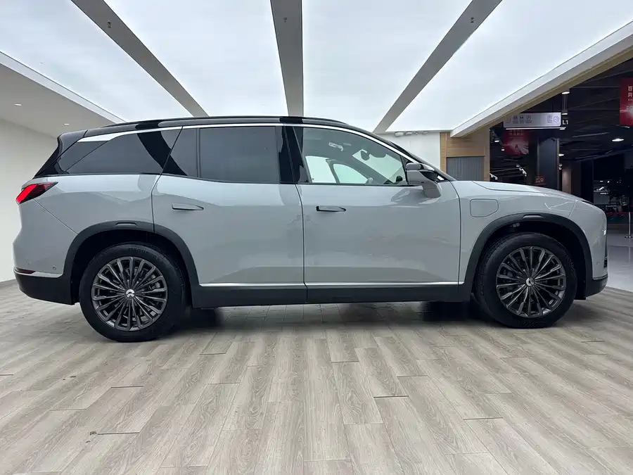 900x675_0_q87_c42_autohomecar__Chto52kQB3KAZ-rXAAhf5r1vcHQ296.jpg.webp Used NIO ES8 2020 450KM seven-seater version