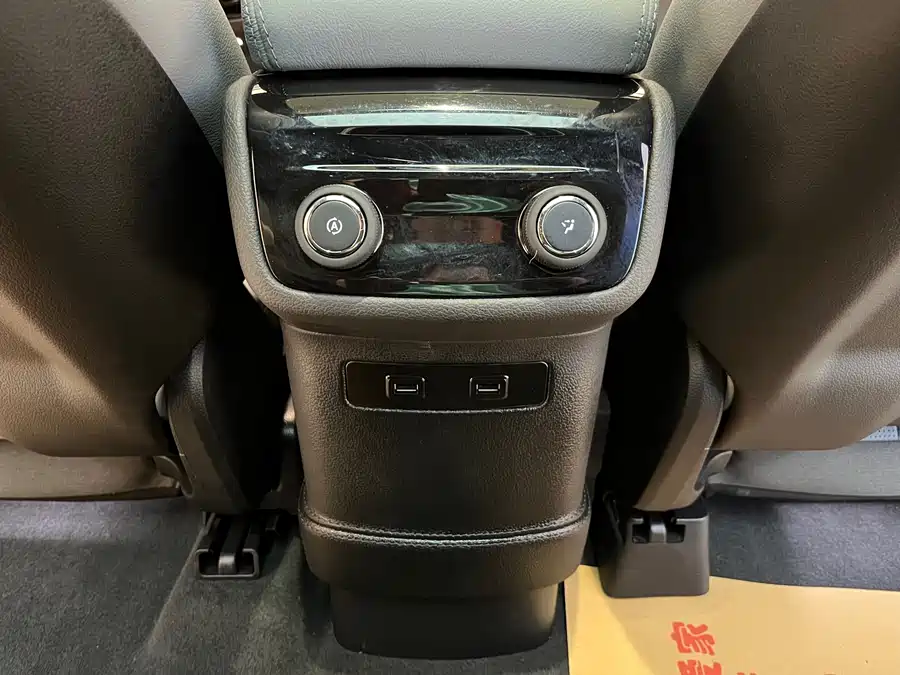 900x675_0_q87_c42_autohomecar__Chto52kRlBqAE0_pAAnxYtjZs0o709.jpg.webp Used NIO ES8 2020 415KM six-seater version