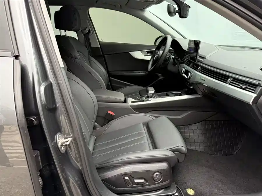 Used Audi A4L 2020 40 TFSI quattro luxury and dynamic model