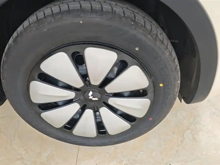 Used Wuling Bingo 2025 model 333km Lingxi Internet model