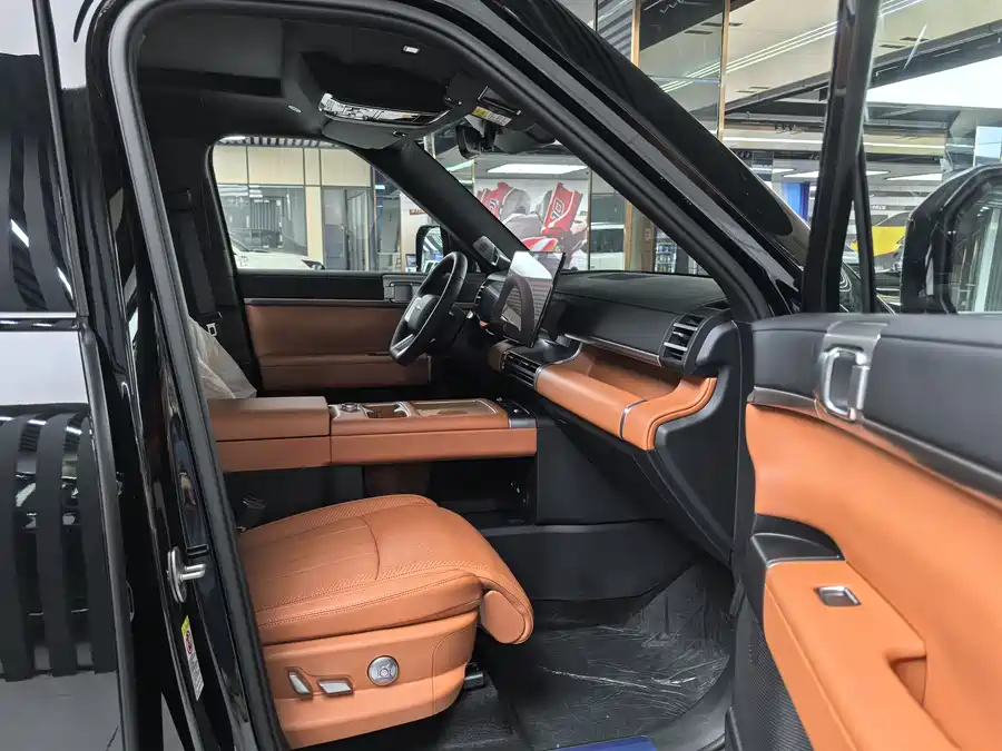 900x675_0_q87_c42_autohomecar__Chto52kVf26ANBmgAAWQDpumPJY547.jpg.webp Used BYD Leopard Titanium 7 2025 190KM four-wheel drive Ultra version