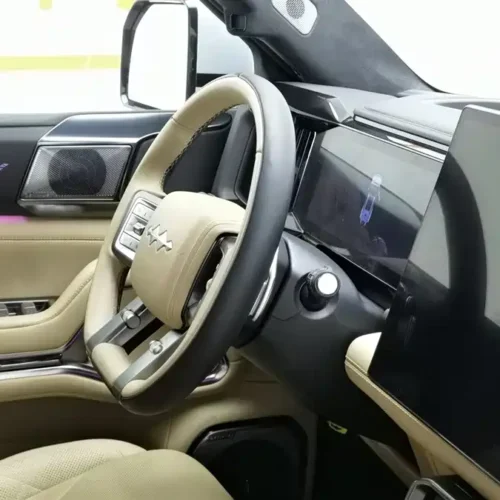 900x675_0_q87_c42_autohomecar__Chto52kVp_6AeZ01AAGKHbom12E719.jpg.webp Used BYD Leopard 8 2025 Zhiyong flagship version 7 seats