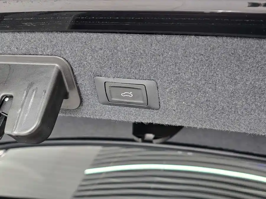 Used Audi A6L 2018 30th anniversary model 45 TFSI quattro sports