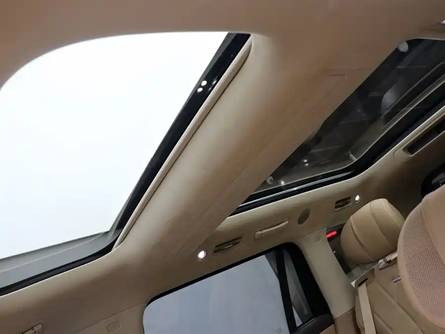 900x675_0_q87_c42_autohomecar__Chto52kYRBuAFQ6aAAEJRxewWjg043.jpg.webp Used AITO M9 2025 extended range Ultra version 52kWh 6-seater version