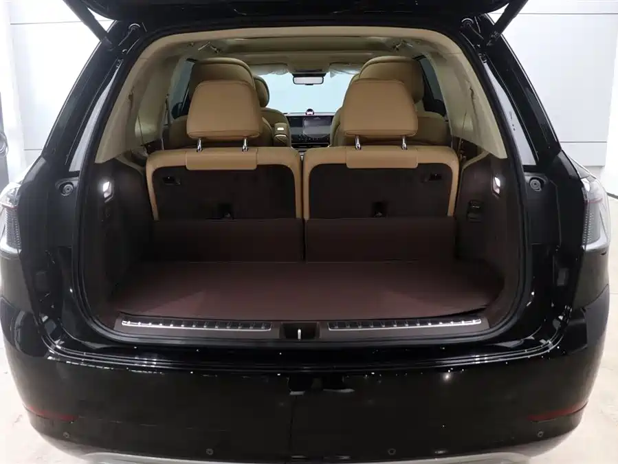 900x675_0_q87_c42_autohomecar__Chto52kYRCGAaThoAAE46p9HKdY767.jpg.webp Used AITO M9 2025 extended range Ultra version 52kWh 6-seater version