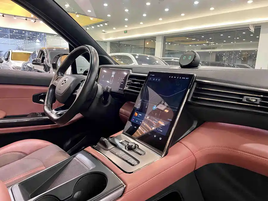 900x675_0_q87_c42_autohomecar__Chto52kZOGWAbaNvAAbf3qDhy4M094.jpg.webp Used NIO EC6 2020 430KM Sports Edition