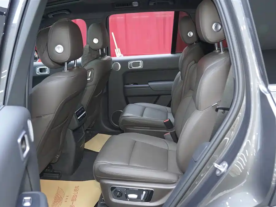 900x675_0_q87_c42_autohomecar__Chto52kZcPKAY4KfAAFjKnHxn-A473.jpg.webp Used Li Auto L8 2023 Pro