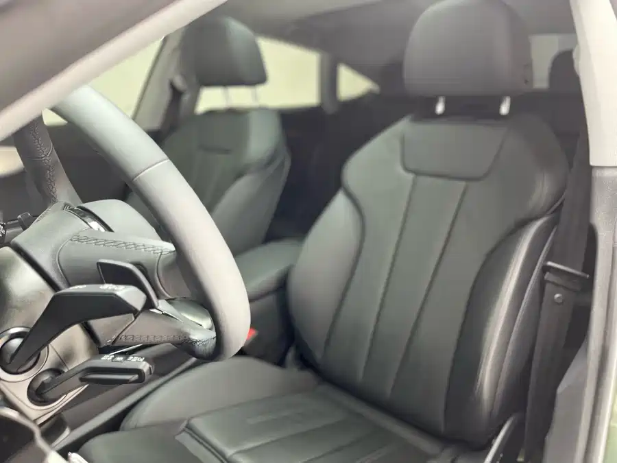 900x675_0_q87_c42_autohomecar__Chto52kadYiAOyRXAAWt7qsk7rw198.jpg.webp Used Audi A5 (Imported) 2024 Sportback 40 TFSI Fashionable and Dynamic