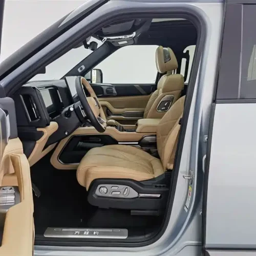 Used BYD Leopard 8 2025 Zhiyong flagship version 7 seats