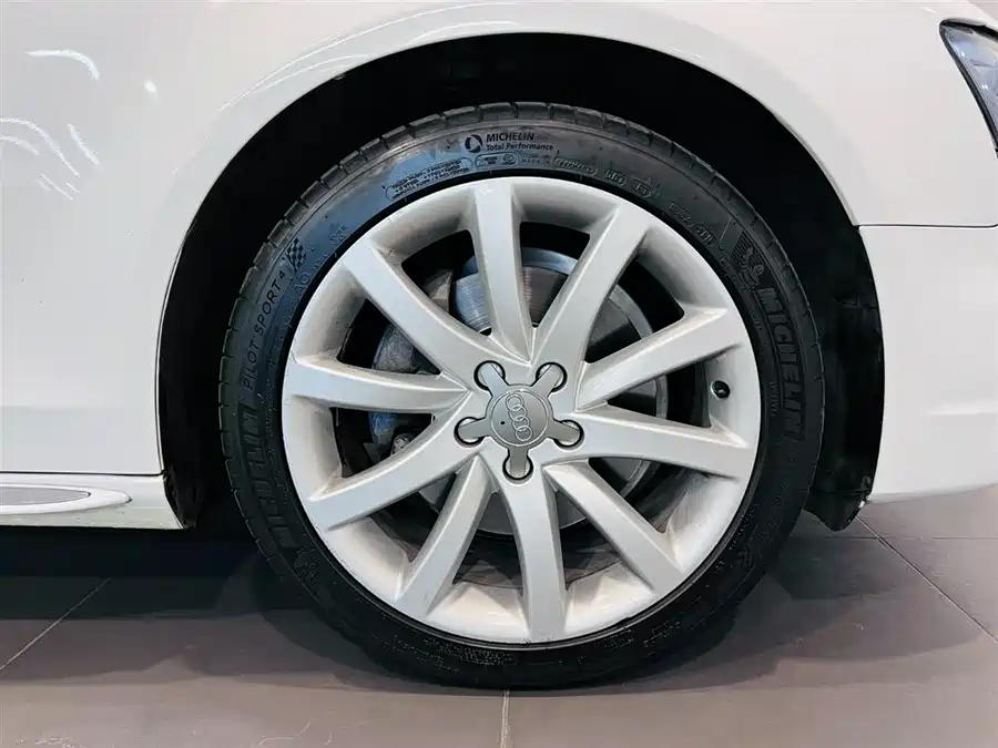 Used Audi A4L 2016 45 TFSI Collector's Edition quattro personalized sports model