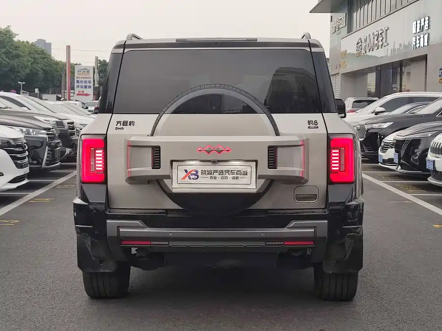 Used BYD Leopard 8 2025 Zhiyong flagship version 7 seats