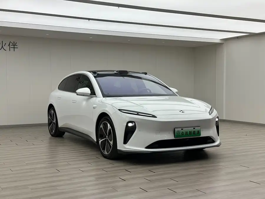 Used NIO ET5T 2023 model 100kWh Touring