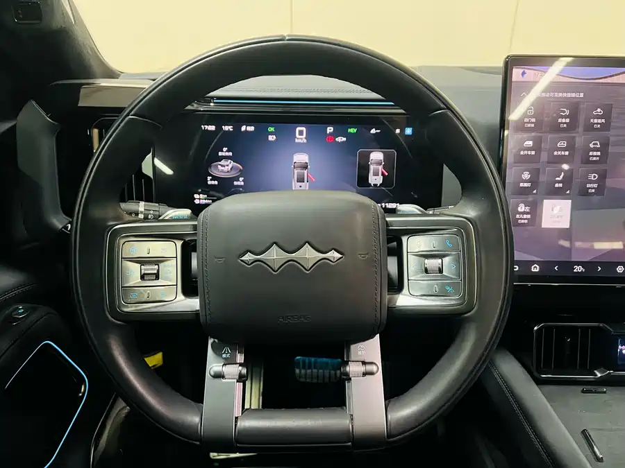 900x675_0_q87_c42_autohomecar__Chto52ki3DGAL2tZAAgUC1jB0Yo288.jpg.webp Used BYD Leopard 8 2025 Zhiyong flagship version 6 seats