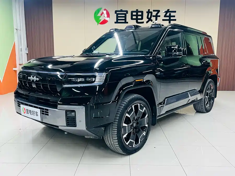 900x675_0_q87_c42_autohomecar__Chto52kiq0SALJu_AAkT6i-fvSQ717.jpg.webp Used BYD Leopard 8 2025 Zhiyong flagship version 6 seats