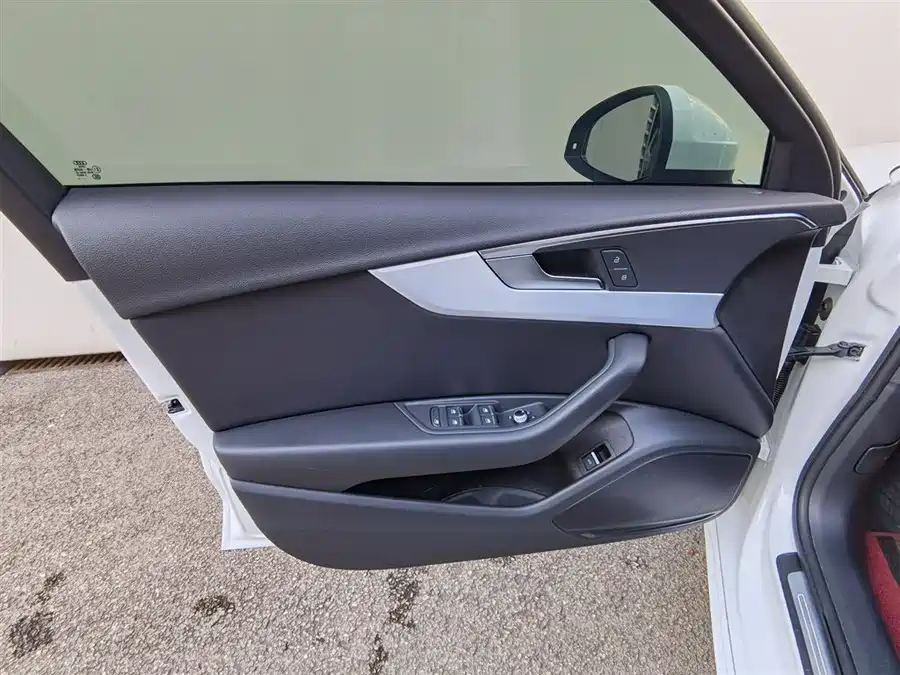 Used Audi A4L 2020 40 TFSI Fashionable and Dynamic