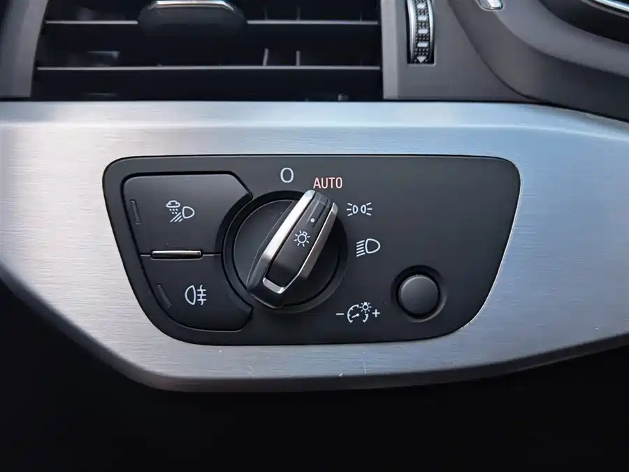 Used Audi A4L 2020 40 TFSI Fashionable and Dynamic