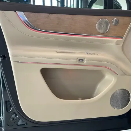 900x675_0_q87_c42_autohomecar__Chto52kmmtOAS9m4AAhZ_4V4KEg018.jpg.webp Used AITO M9 2024 extended range Max version 42kWh 6-seater version