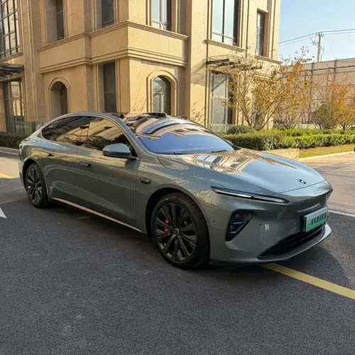 900x675_0_q87_c42_autohomecar__Chto52kmrmqAUTRpAA9arh1ODCQ431.jpg.webp Used NIO ET7 2022 model 100kWh first edition