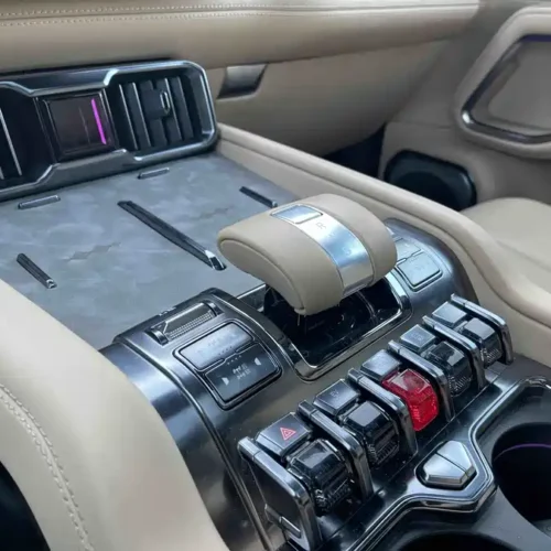 900x675_0_q87_c42_autohomecar__Chto52knwsSAP3kkAAUDTR8sORo284.jpg.webp Used BYD Leopard 8 2025 Zhiyong flagship version 7 seats