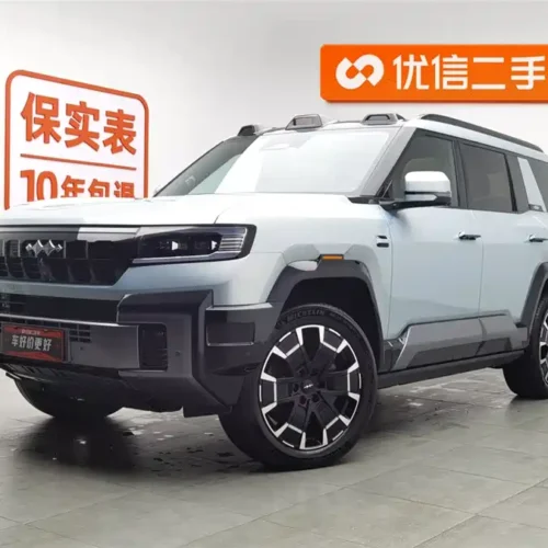 900x675_0_q87_c42_autohomecar__Chto52koZbuAXhaNAAGU-p4CXqo227.jpg.webp Used BYD Leopard 8 2025 Zhiyong flagship version 7 seats