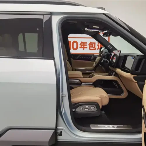 900x675_0_q87_c42_autohomecar__Chto52koZdmAG6uqAAFxyrABptQ984.jpg.webp Used BYD Leopard 8 2025 Zhiyong flagship version 7 seats