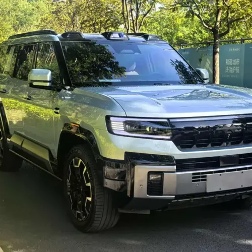 900x675_0_q87_c42_autohomecar__Chto52kpDzCAf_L0AAguthnj5n4813.jpg.webp Used BYD Leopard 8 2025 Zhiyong flagship version 7 seats