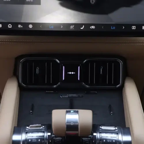 900x675_0_q87_c42_autohomecar__Chto52kpFW-ADBb0AATgGD48Bkc413.jpg.webp Used BYD Leopard 8 2025 Zhiyong flagship version 7 seats