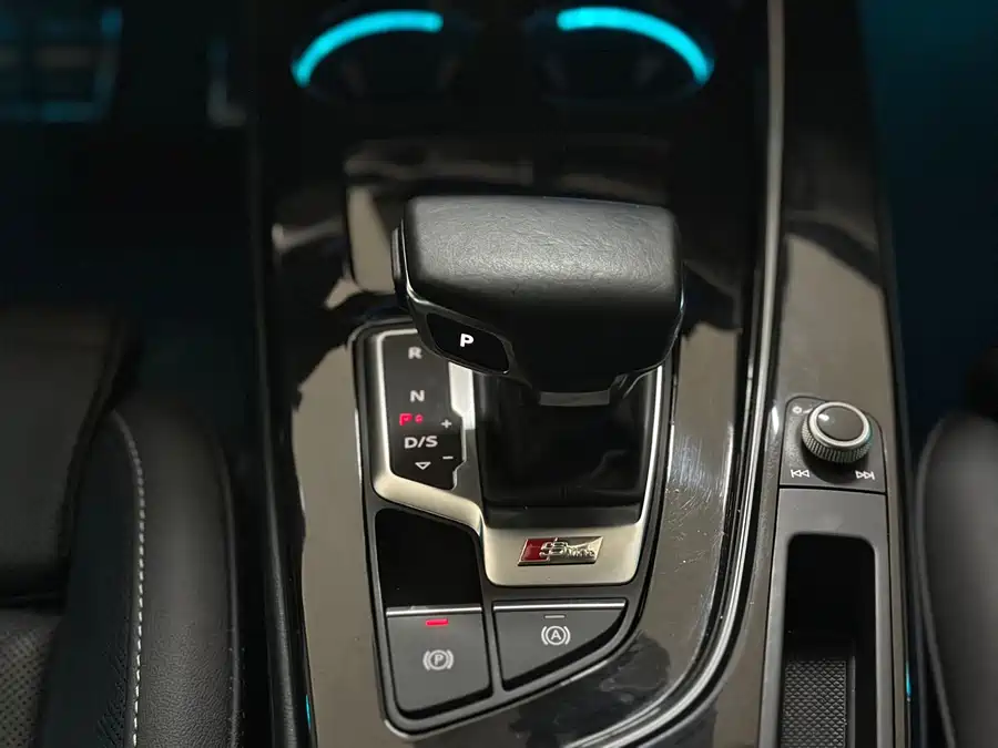 Used Audi A4L 2020 40 TFSI Fashionable and Dynamic