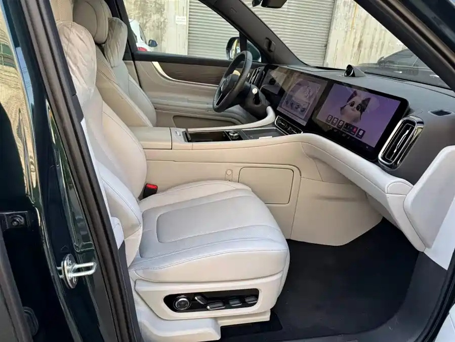 Used AITO M9 2024 pure electric Ultra version 100kWh 6-seater version