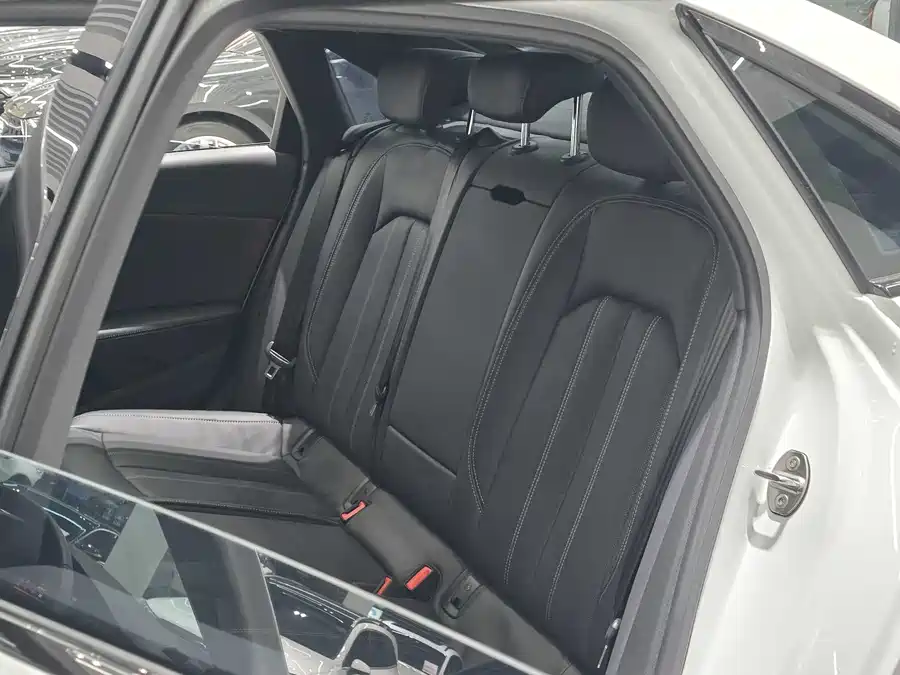 Used Audi A4L 2024 40 TFSI luxury and dynamic model