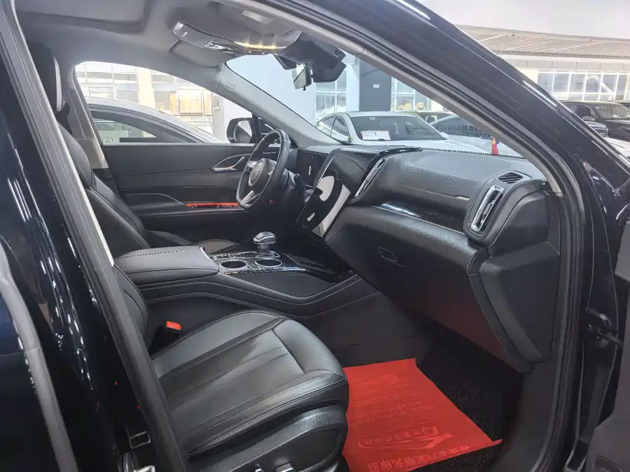 900x675_0_q87_c42_autohomecar__Chto52ks492AElEWAAUR3pV5dic260.jpg.webp Used Hongqi HS3 PHEV 2024 115km Jinwei Edition