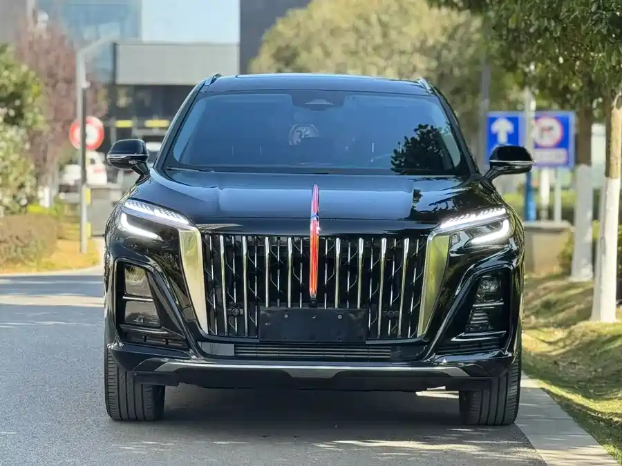 900x675_0_q87_c42_autohomecar__Chto52ks49WAfjsOAAM6kTV9_V8496.jpg.webp Used Hongqi HS3 PHEV 2024 115km Jinwei Edition