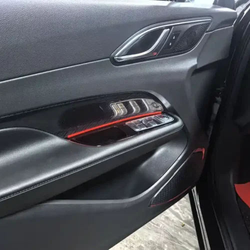 900x675_0_q87_c42_autohomecar__Chto52ks49uADKEgAAeBC2kgkhU571.jpg.webp Used Hongqi HS3 PHEV 2024 115km Jinwei Edition