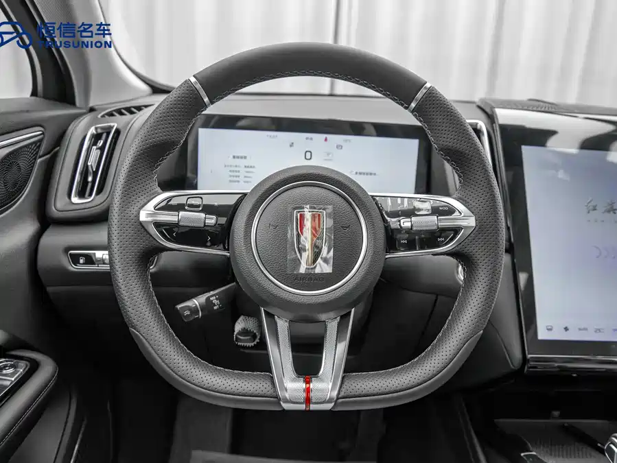 900x675_0_q87_c42_autohomecar__Chto52kugNiAKut-AAUs4zhk_Rw512.jpg.webp Used Hongqi HS3 PHEV 2024 115km Jinwei Edition