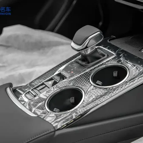 900x675_0_q87_c42_autohomecar__Chto52kugNiAWJnOAAQBT-gUwlo362.jpg.webp Used Hongqi HS3 PHEV 2024 115km Jinwei Edition