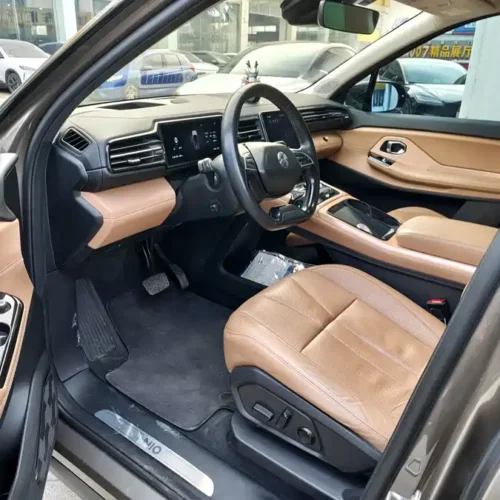 900x675_0_q87_c42_autohomecar__Chto52kxVdaAewf_AAbAcy8vbJM336.jpg.webp Used NIO ES8 2018 model 355KM base version six-seater version