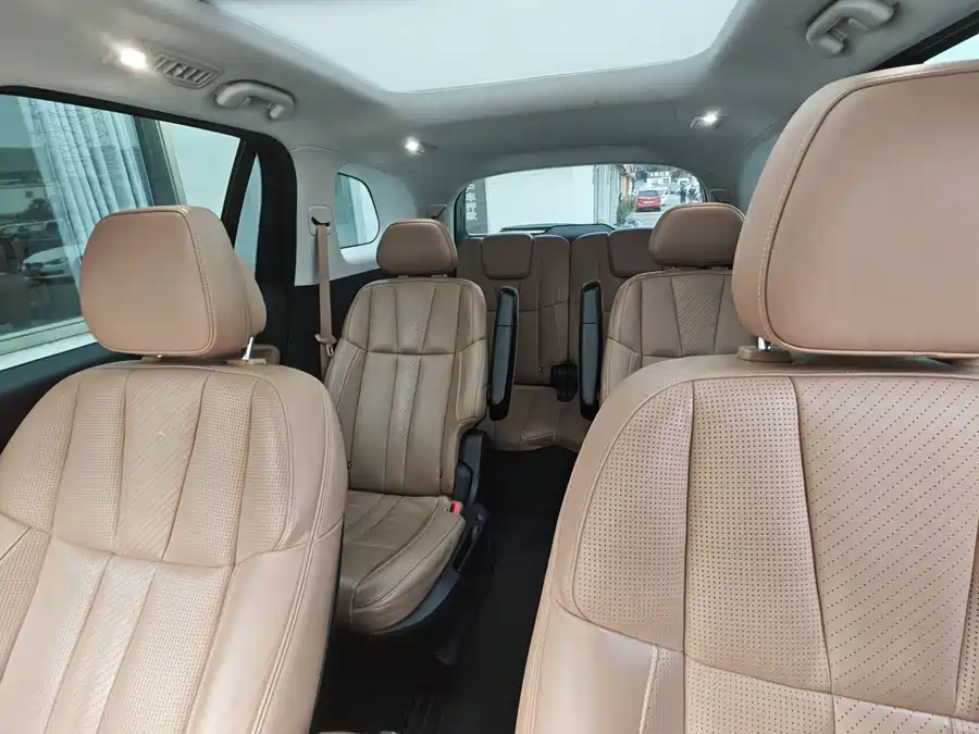 900x675_0_q87_c42_autohomecar__Chto52kxVdmAJiwvAAUvjfJLyx8097.jpg.webp Used NIO ES8 2018 model 355KM base version six-seater version