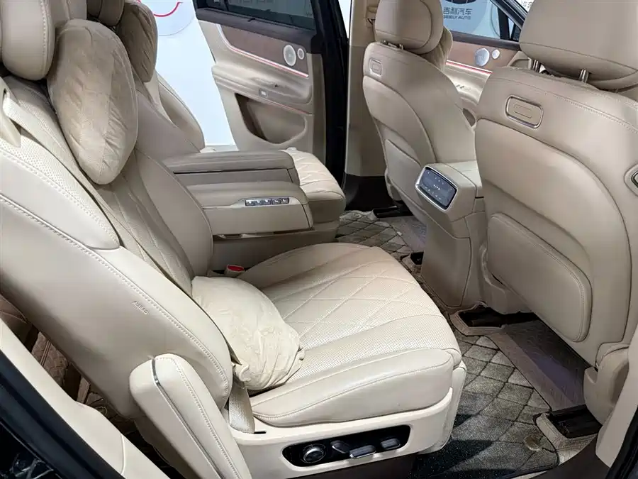 900x675_0_q87_c42_autohomecar__Chto52kxXXGAX66GAAH5pfuVaqI200.jpg.webp Used AITO M9 2024 extended range Ultra version 42kWh 6-seater version
