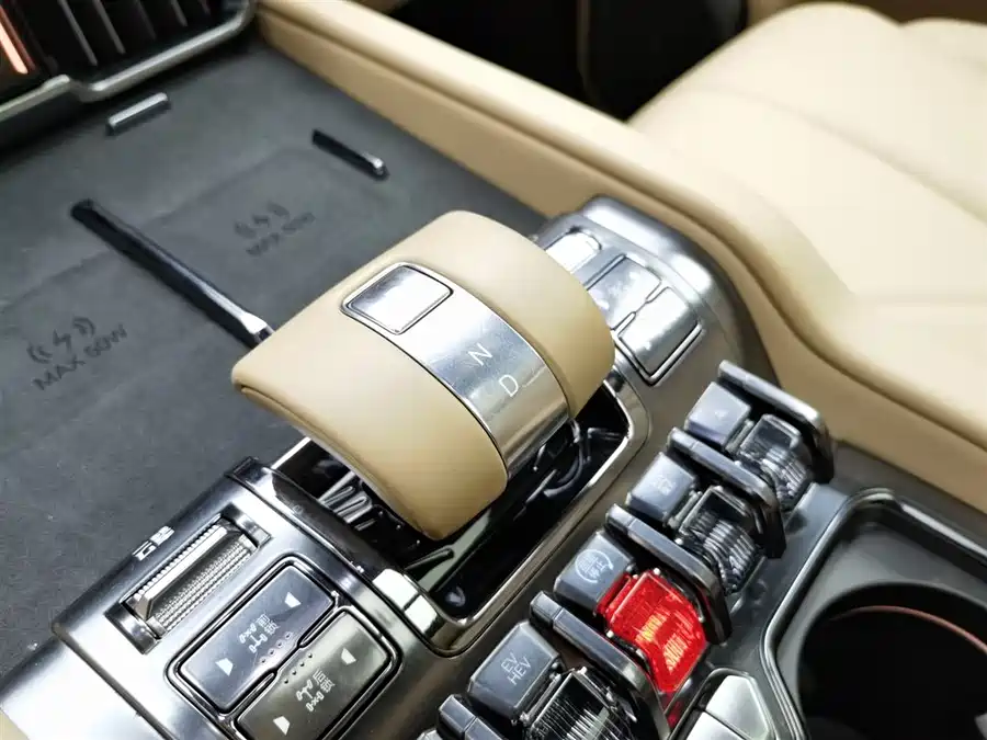 Used BYD Leopard 8 2025 Zhiyong flagship version 7 seats