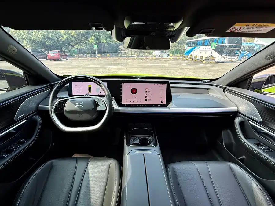 900x675_0_q87_c42_autohomecar__Chto52kyWdCACBudAAtv2bYjScw439.jpg.webp Used Xpeng P7 2022 670E+ Pengyi Edition