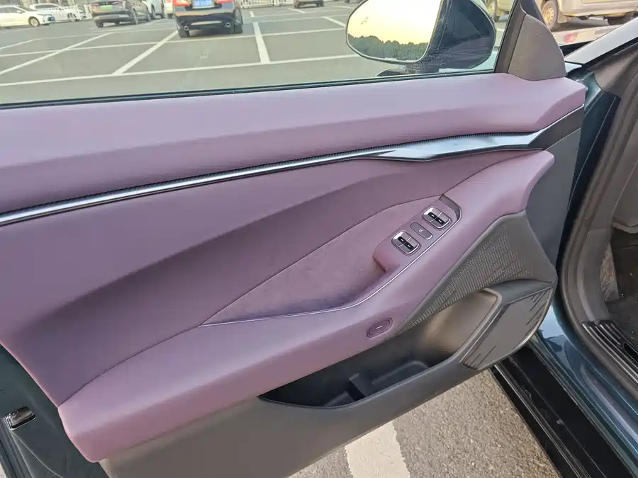 900x675_0_q87_c42_autohomecar__Chto52kynWSAXHtjAAR589MIsVI682.jpg.webp Used Xpeng P7 2025 702 Long Battery Life Ultra
