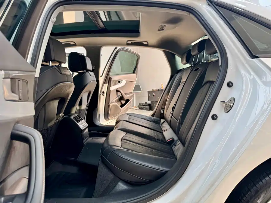 Used Audi A4L 2022 40 TFSI luxury and dynamic model