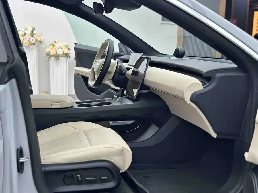 900x675_0_q87_c42_autohomecar__Chto52lBEmmAGXPuAAWR9sCYTAs073.jpg.webp Used NIO ET5T 2024 model 75kWh Touring