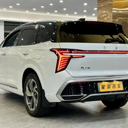 900x675_0_q87_c42_autohomecar__Chto52lCEJOARAU9AAWXAYWYigQ012.jpg.webp Used Hongqi HS3 PHEV 2024 115km Jinwei Edition