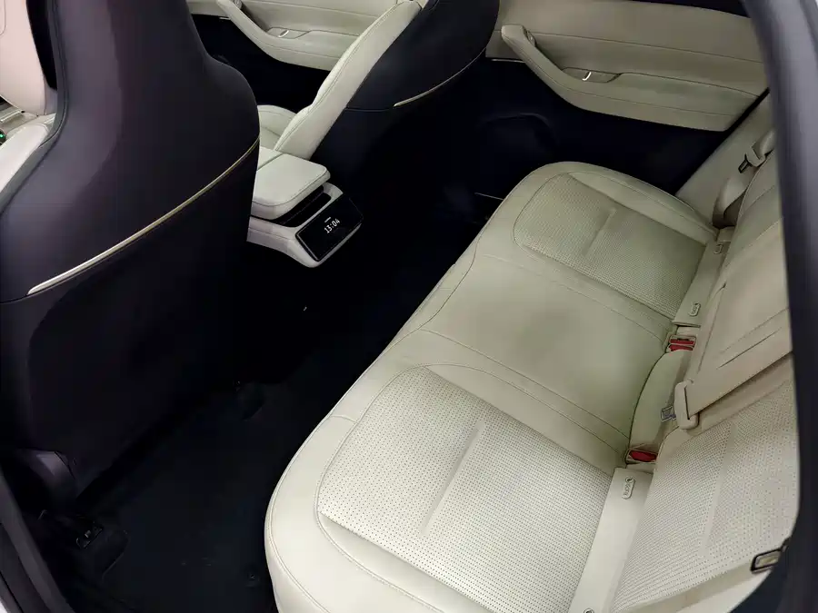 Used NIO ES6 2023 model 75kWh